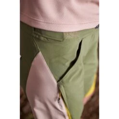 Maloja AhornM. Women's Shorts - Bloom Multi 8475 -Maloja maloja ahornm 945560