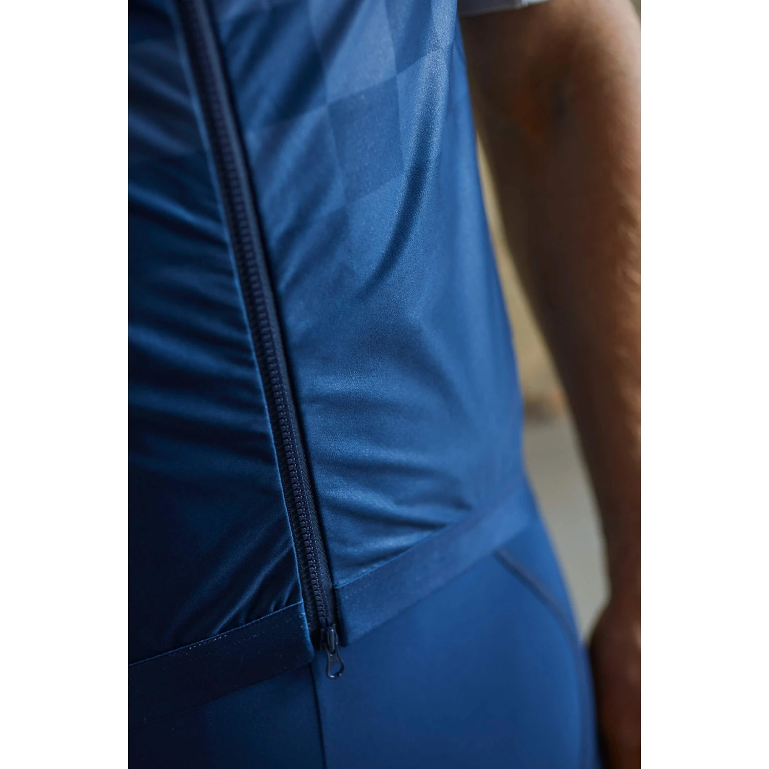 Maloja CrodaM. Roadbike Vest - Fir 8673 6 Maloja CrodaM. Roadbike Vest - Fir 8673 - Image 4