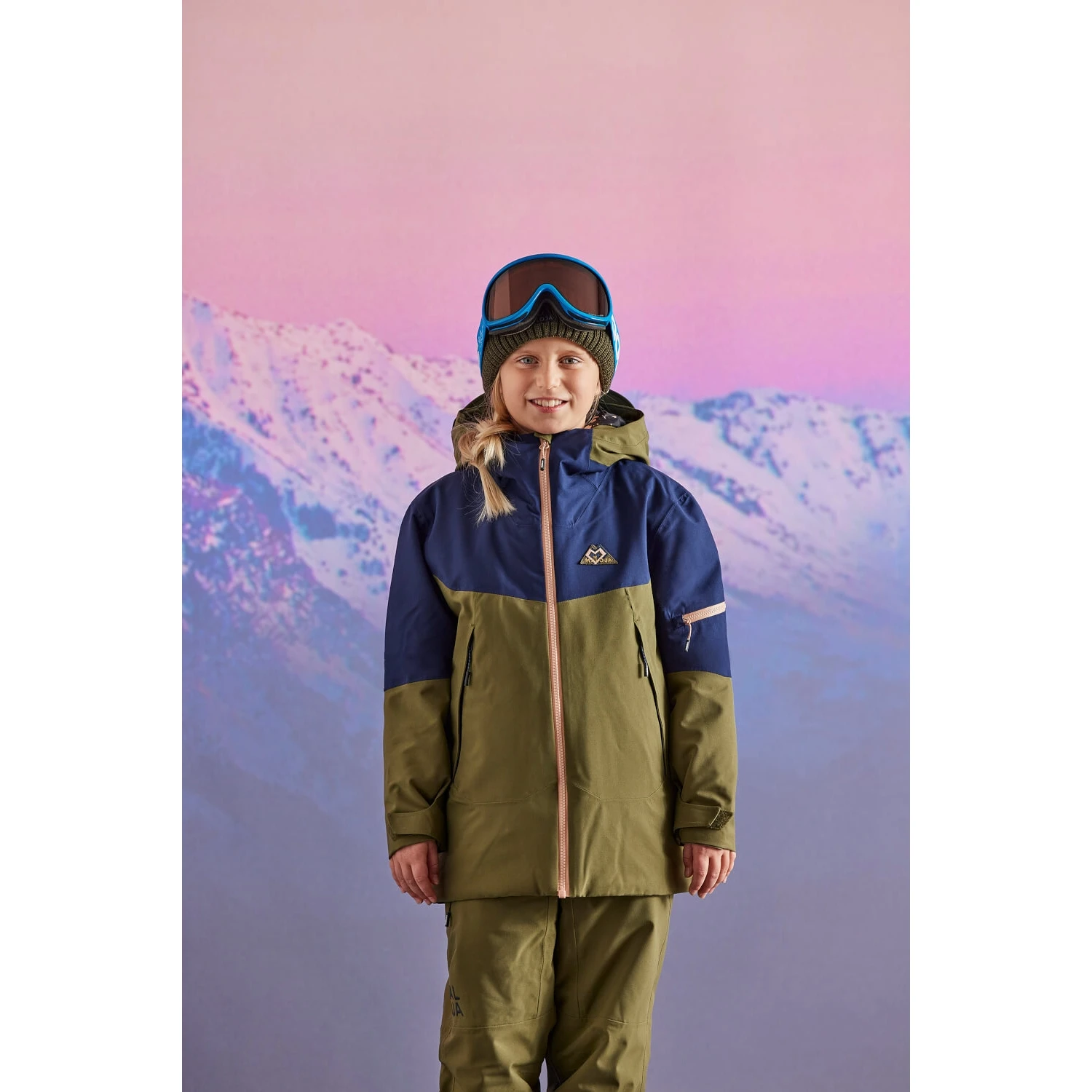 Maloja GirllitzG. Kids' Alpine Insulated Jacket - Moss 0560 5 Maloja GirllitzG. Kids' Alpine Insulated Jacket - Moss 0560 - Image 3