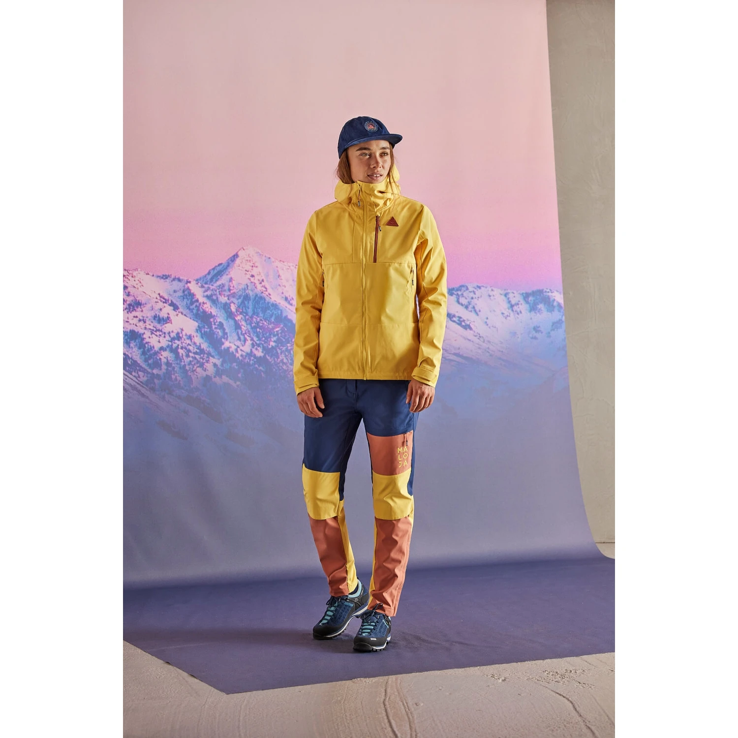 Maloja OvaroM. Women's Alpine Softshell Jacket - Moonless Multi 0821 5 Maloja OvaroM. Women's Alpine Softshell Jacket - Moonless Multi 0821 - Image 3