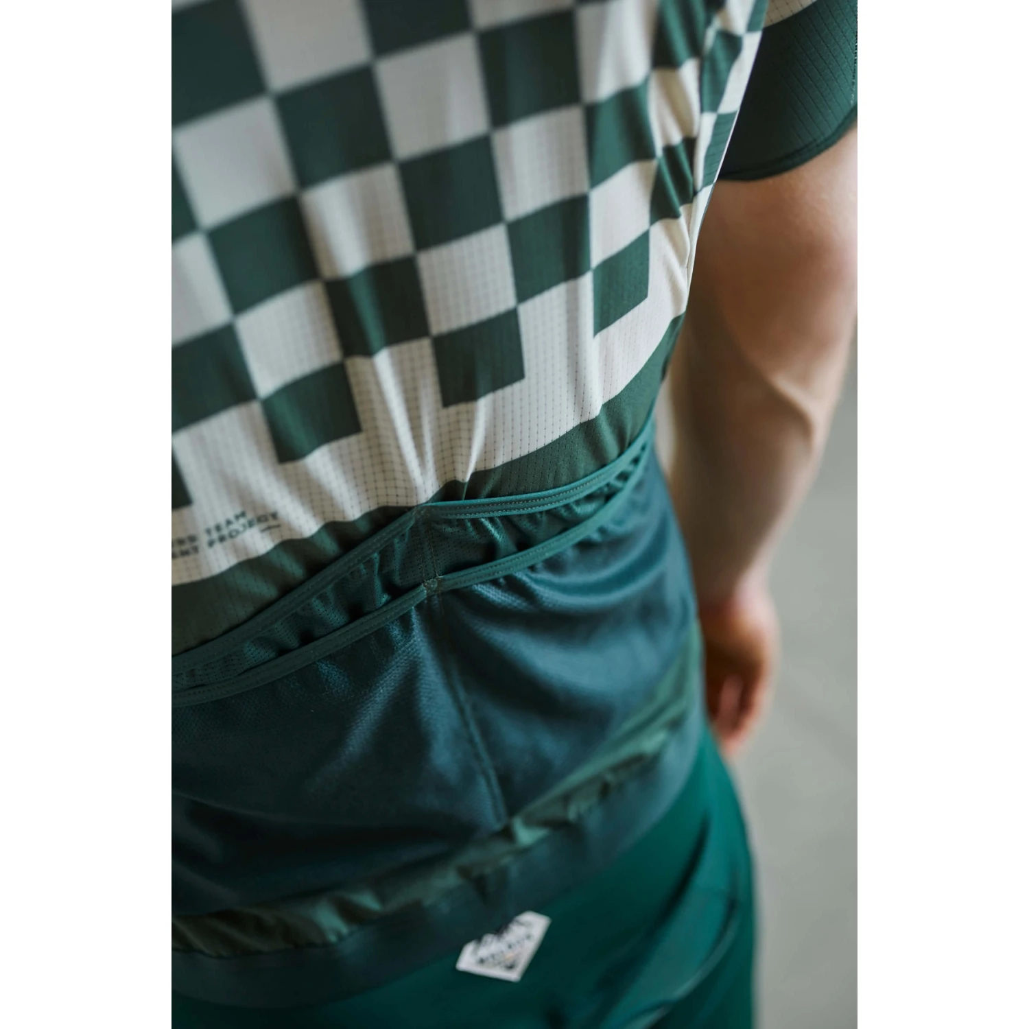 Maloja PushbikersM. 1/2 Aero Jersey - Fir Multi 8728 7 Maloja PushbikersM. 1/2 Aero Jersey - Fir Multi 8728 - Image 5