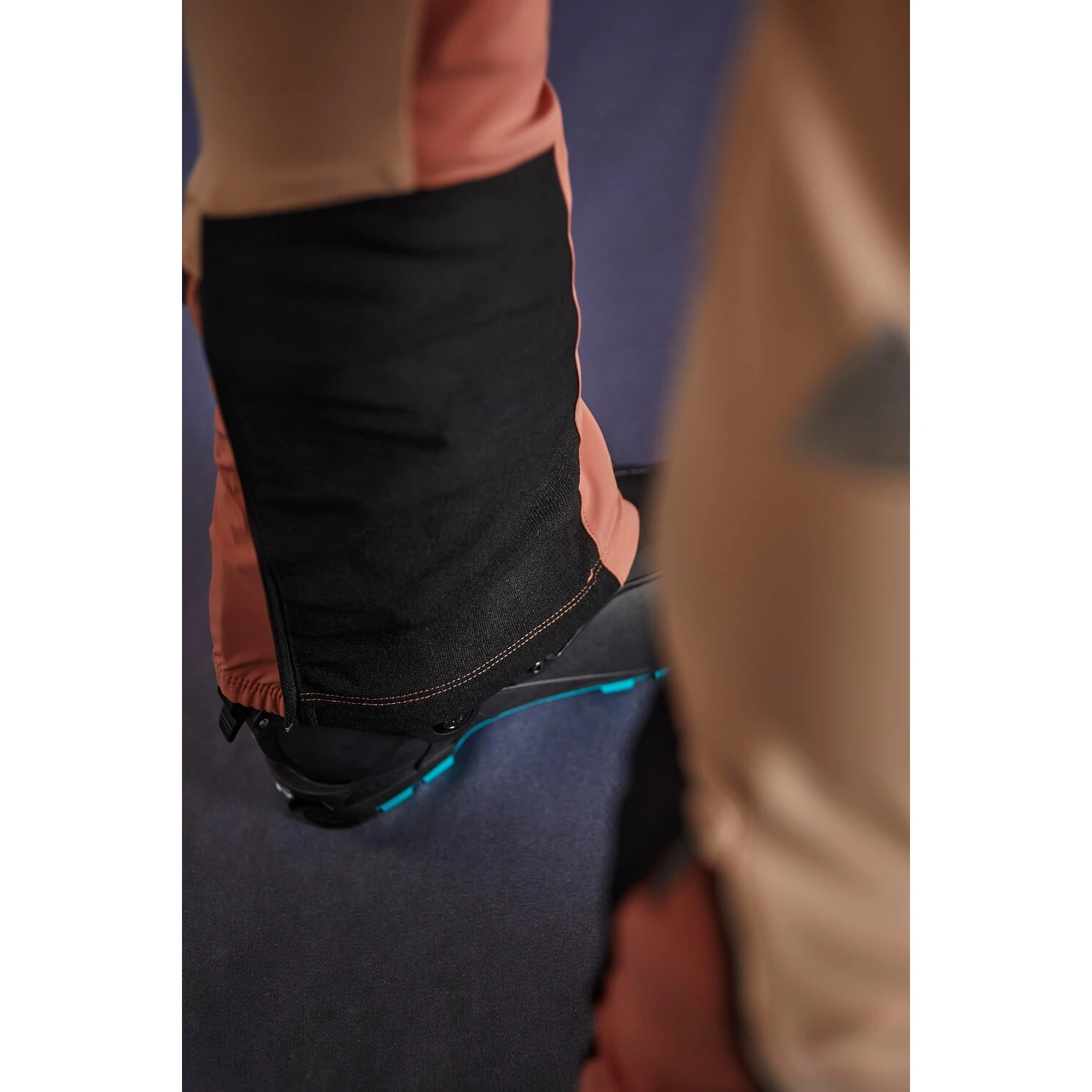 Maloja RomballoM. Women's Ski Touring Hybrid Pants - Midnight 8581 11 Maloja RomballoM. Women's Ski Touring Hybrid Pants - Midnight 8581 - Image 9