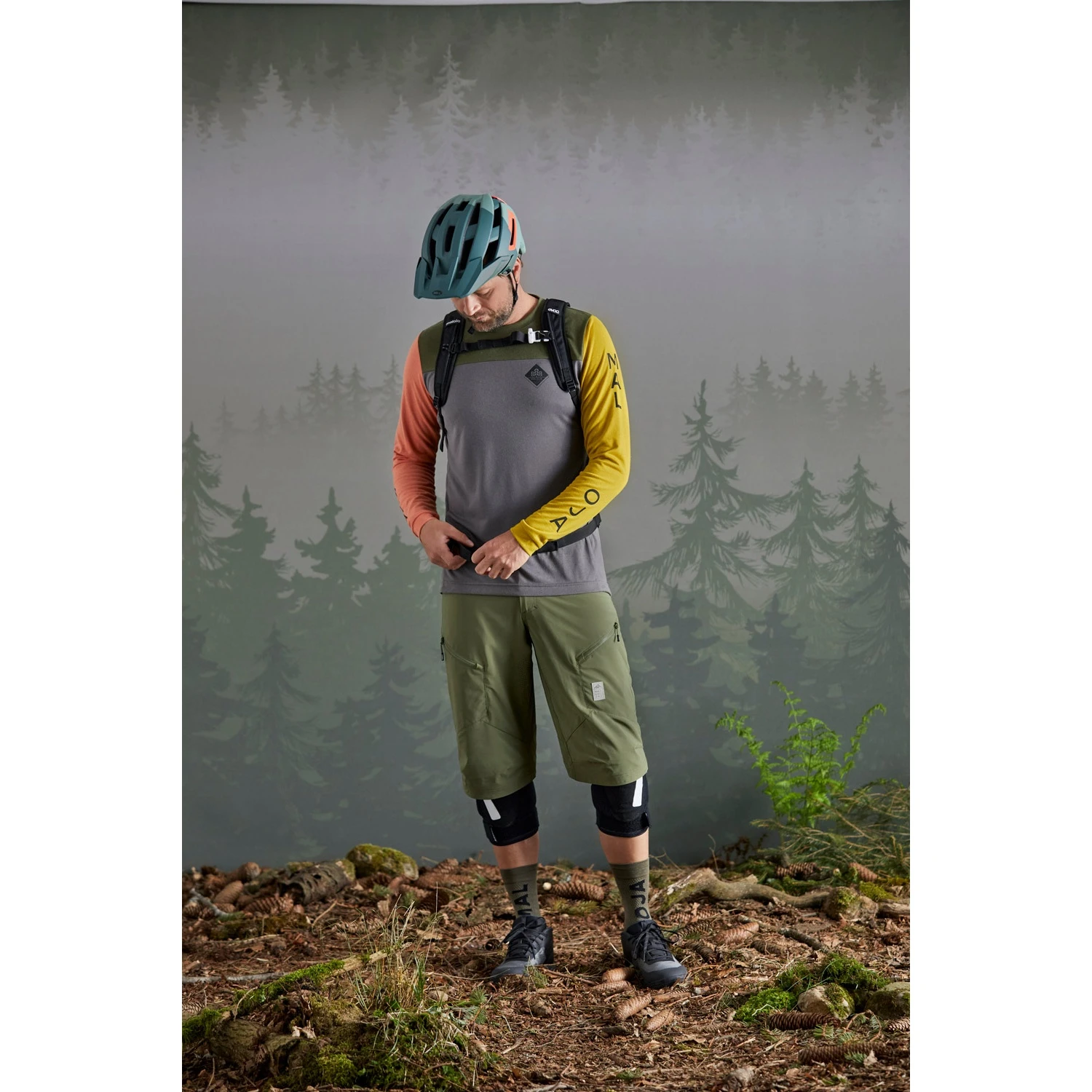 Maloja PinM. Enduro Shorts - Golden Fall 8486 5 Maloja PinM. Enduro Shorts - Golden Fall 8486 - Image 3